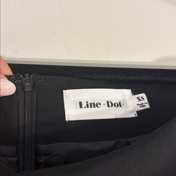 Line + Dot Cecil LBD Off the Shoulder Mini Dress - Picture 5 of 6